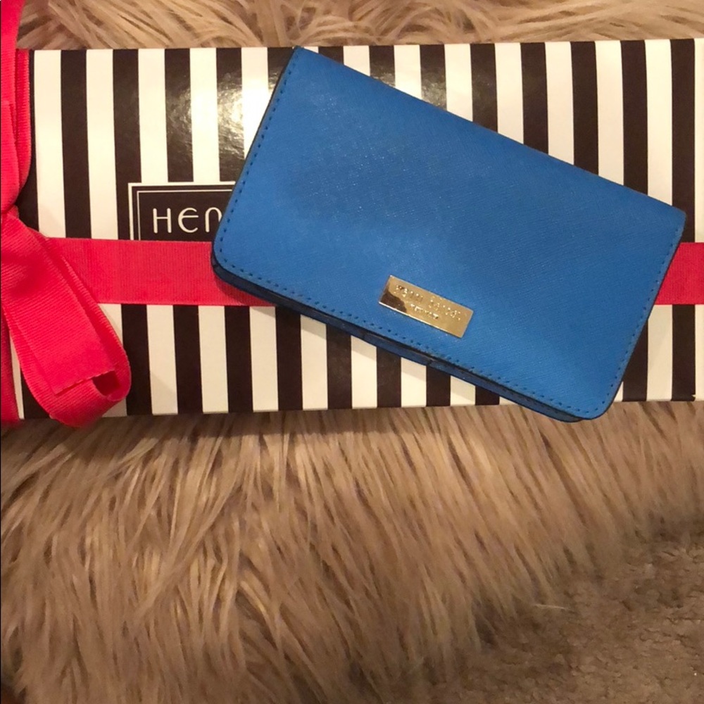 Henri Bendel phone Wallet (Blue)